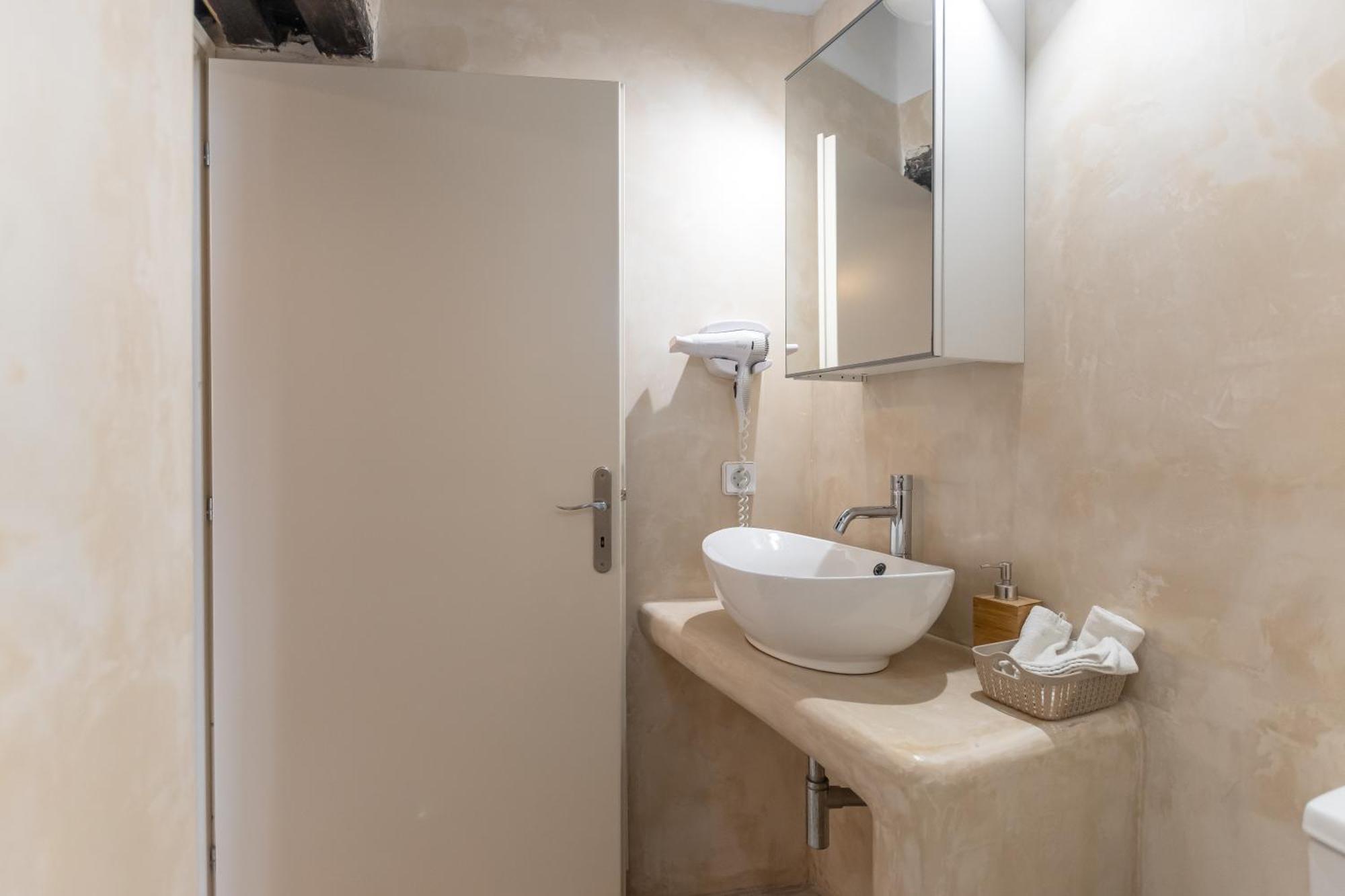The White Stone House Apartment Naxos City Ngoại thất bức ảnh